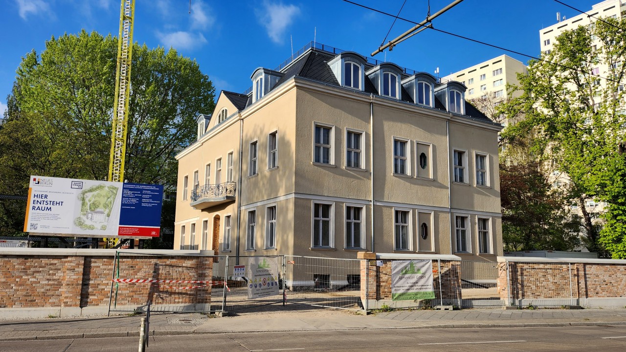 "schloss" hohenschönhausen